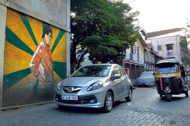Honda Brio V (First Report) Honda Brio V (First Report)