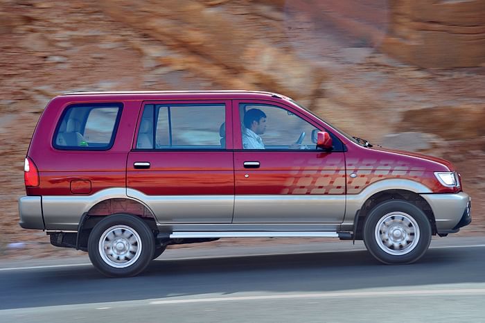 Chevrolet Tavera Neo 3 review, test drive - Image 2
