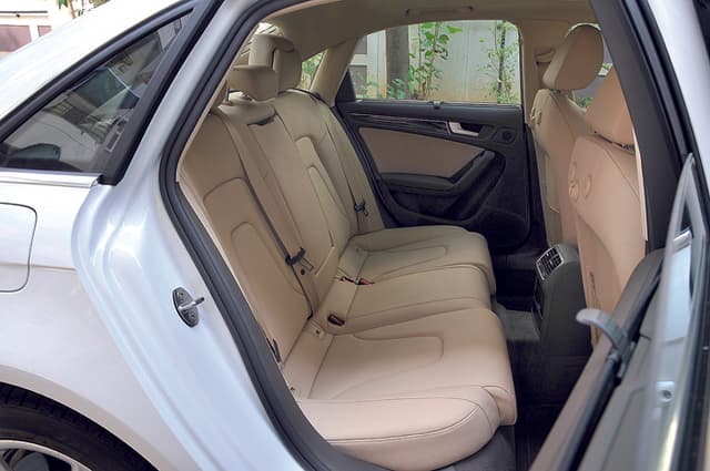 New Audi A4 review, test drive