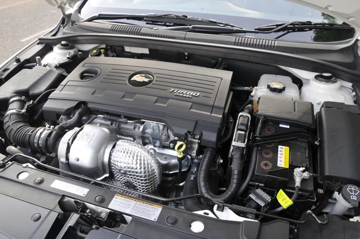Updated Chevrolet Cruze launched