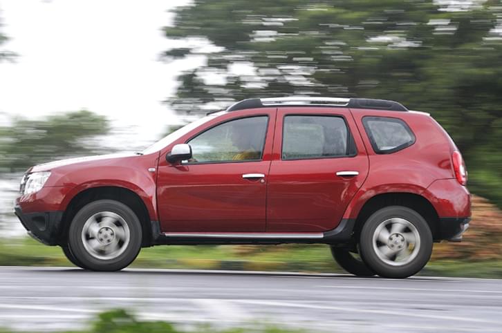 Renault Duster review, test drive Renault Duster review, test drive