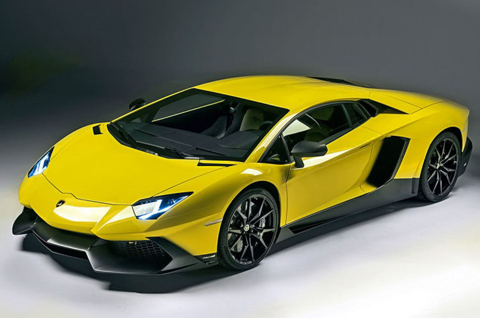 Lamborghini Aventador LP720-4 50 Anniversario Edition