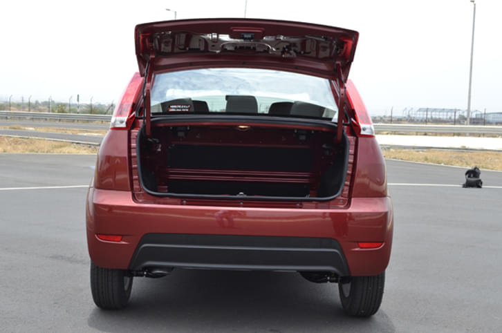 Mahindra Verito Vibe review, test drive and video Mahindra Verito Vibe review, test drive and video