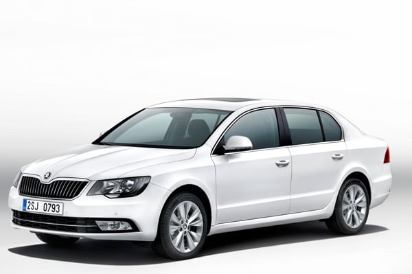 Skoda begins testing Superb facelift in India