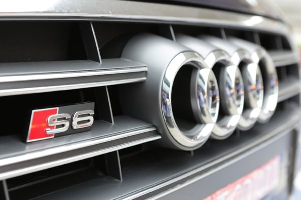 New 2013 Audi S6 review, test drive