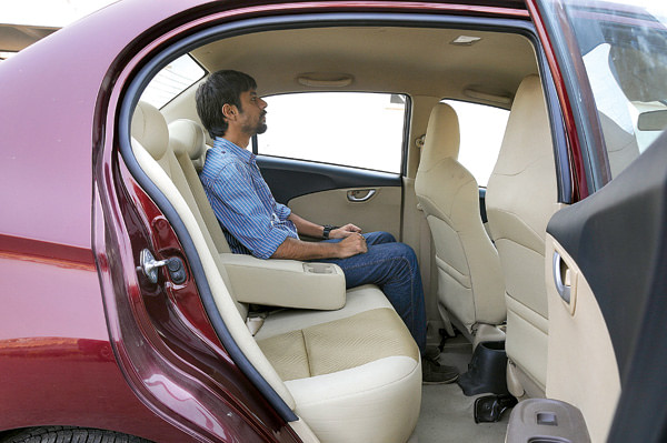 Hyundai Xcent vs Maruti Swift Dzire vs Honda Amaze comparison