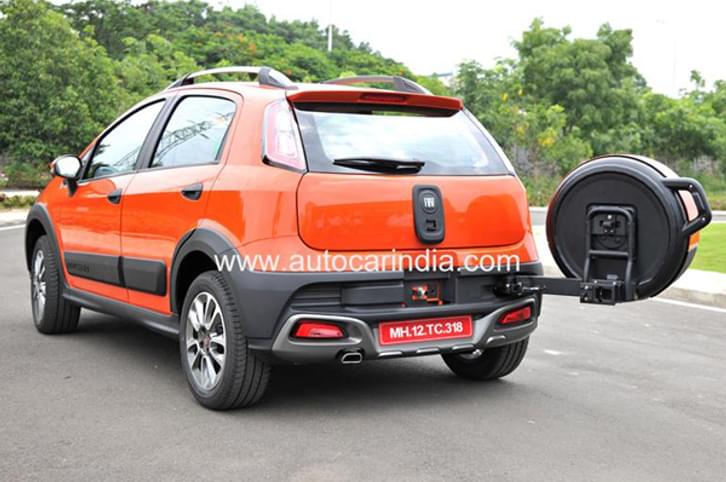 Fiat Avventura review, test drive Fiat Avventura review, test drive
