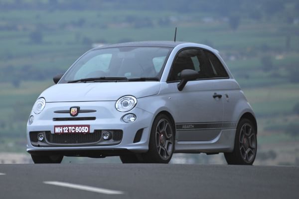 Fiat Abarth 595 Competizione review, test drive Fiat Abarth 595 Competizione review, test drive