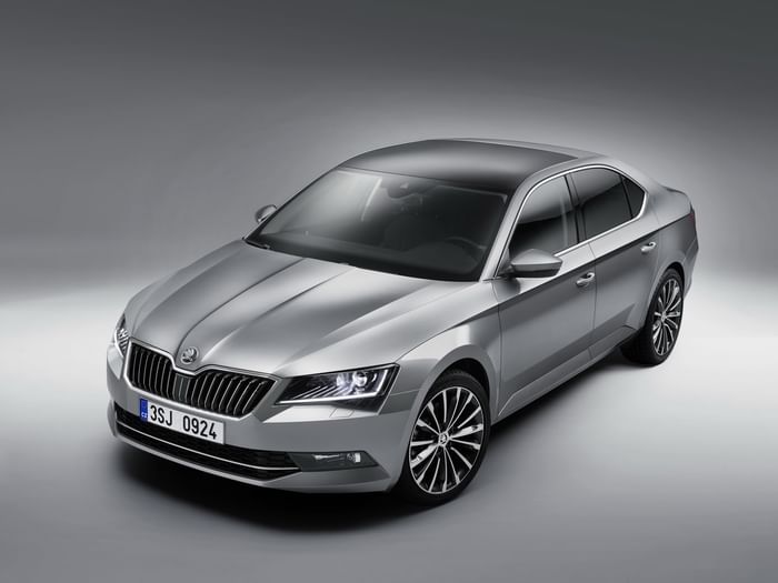 All new Skoda Superb revealed
