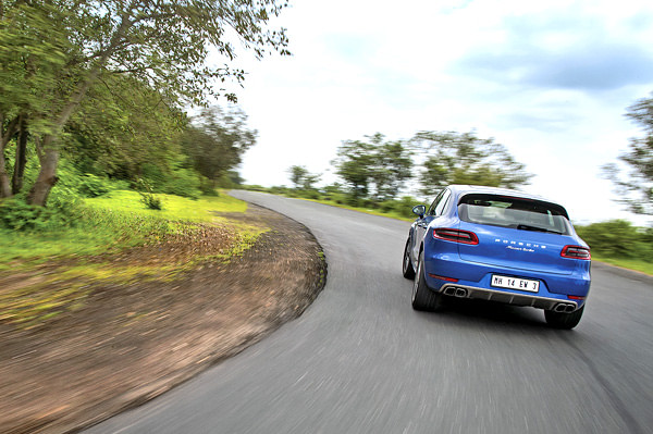 Mobil 1 Great car great road: Porsche Macan Mobil 1 Great car great road: Porsche Macan