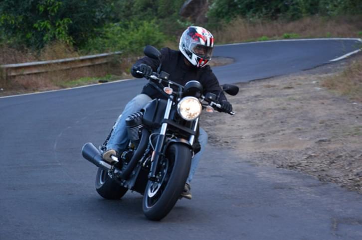 Moto Guzzi Audace review, test ride Moto Guzzi Audace review, test ride