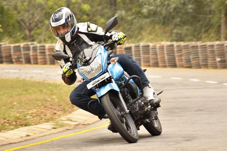 New TVS Victor review, test ride New TVS Victor review, test ride