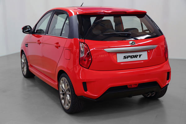 Tata Bolt Sport showcased at Auto Expo 2016