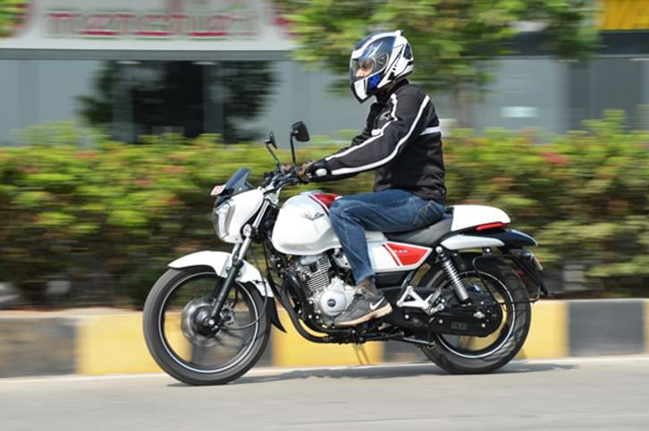 Bajaj V15 review, test ride Bajaj V15 review, test ride
