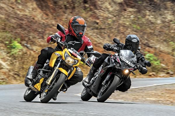 TVS Apache RTR 200 vs Bajaj Pulsar RS 200