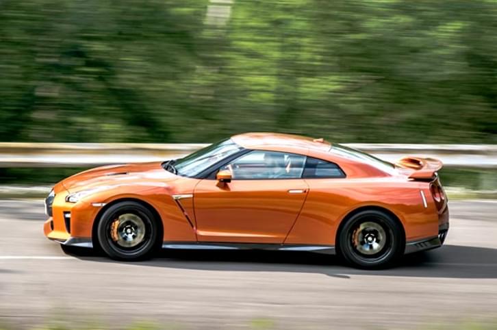 Nissan GT-R review, test drive Nissan GT-R review, test drive