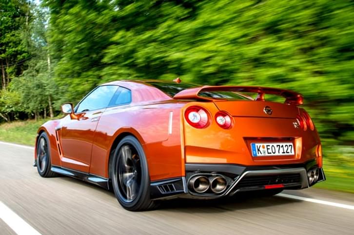 Nissan GT-R review, test drive Nissan GT-R review, test drive