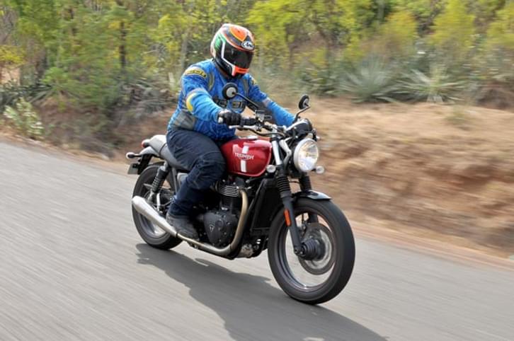 Triumph Street Twin review, road test Triumph Street Twin review, road test