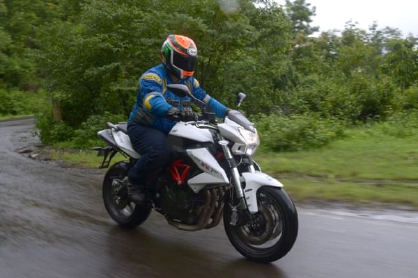 Benelli TNT 600i ABS review, road test Benelli TNT 600i ABS review, road test