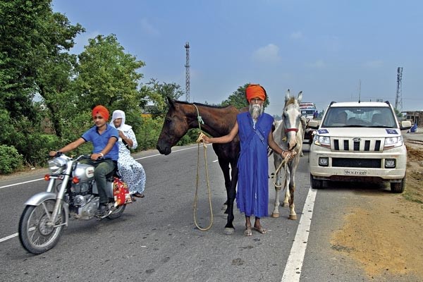 Mahindra Adventure: Kashmir to Kanyakumari drive feature Mahindra Adventure: Kashmir to Kanyakumari drive feature