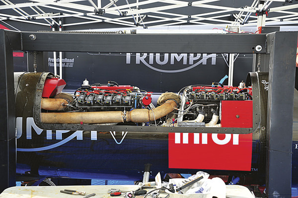 Triumph Infor Rocket Streamliner: Velocitus Maximus