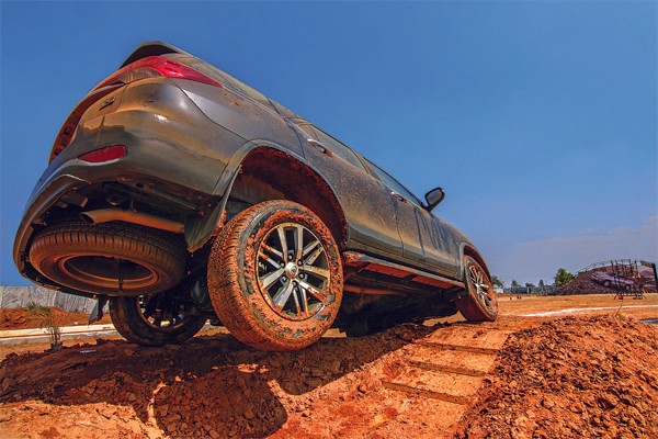 Toyota Fortuner off-road experience Toyota Fortuner off-road experience