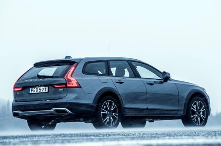 2017 Volvo V90 Cross Country review, test drive 2017 Volvo V90 Cross Country review, test drive