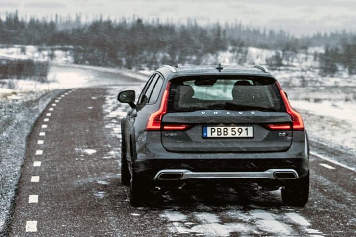 2017 Volvo V90 Cross Country review, test drive 2017 Volvo V90 Cross Country review, test drive