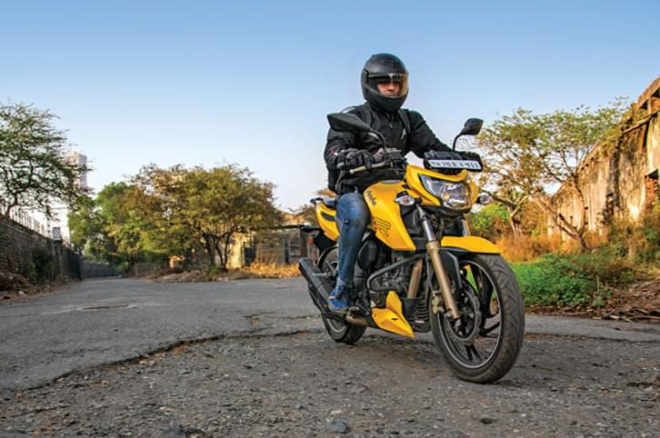 TVS Apache RTR 200 long term review, first report TVS Apache RTR 200 long term review, first report
