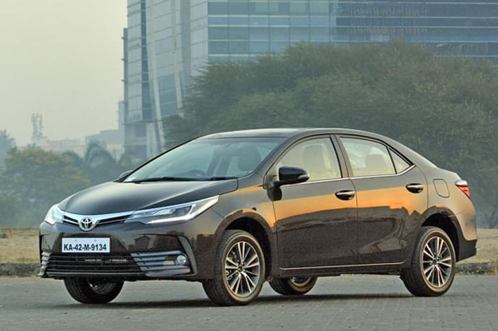 2017 Toyota Corolla Altis facelift review, test drive 2017 Toyota Corolla Altis facelift review, test drive