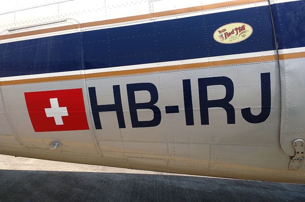 Flying on a 1940 Breitling DC-3 in India Flying on a 1940 Breitling DC-3 in India
