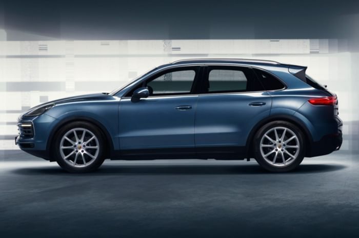 Next-gen Porsche Cayenne leaked