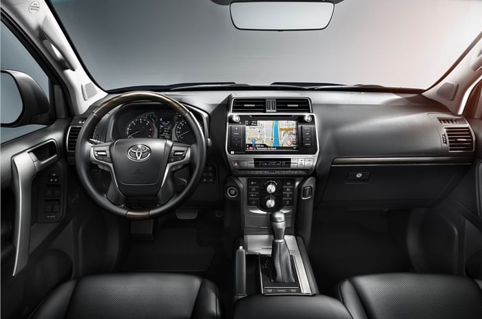 2017 Toyota Land Cruiser Prado facelift unveiled at Frankfurt