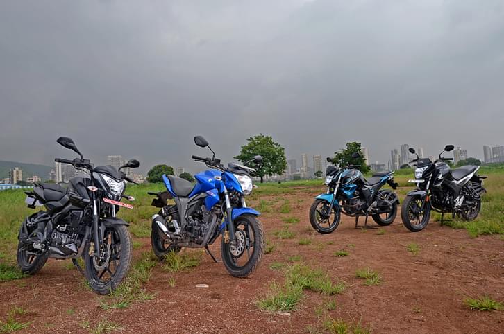 2017 Pulsar NS160 vs FZ-S FI vs Gixxer vs Hornet comparison 2017 Pulsar NS160 vs FZ-S FI vs Gixxer vs Hornet comparison