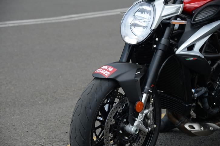 2017 MV Agusta Brutale 800 India review, test ride 2017 MV Agusta Brutale 800 India review, test ride