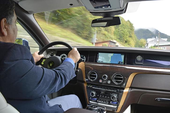 2018 Rolls-Royce Phantom review, test drive 2018 Rolls-Royce Phantom review, test drive