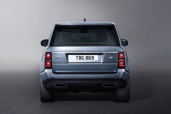 Range Rover facelift unveiled with new P400e plug-in hybrid variant