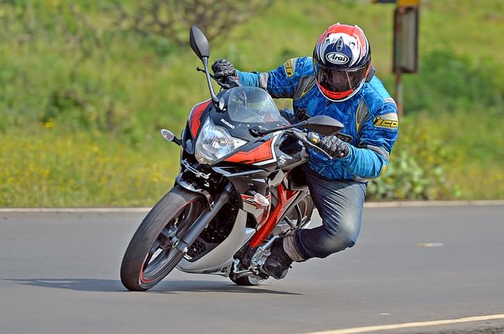 2017 Suzuki Gixxer SF ABS review, test ride 2017 Suzuki Gixxer SF ABS review, test ride