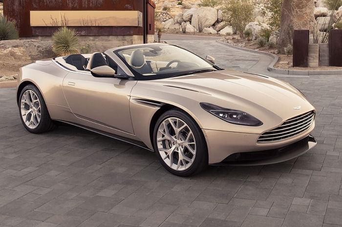 Aston Martin DB11 Volante unveiled