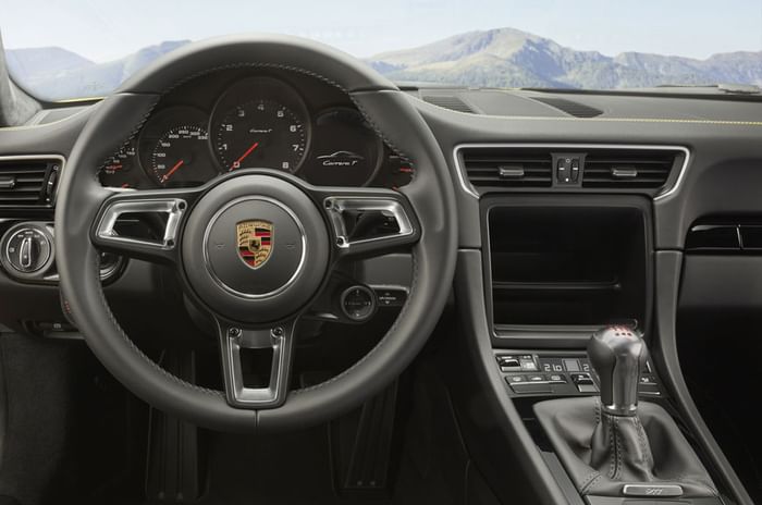Porsche 911 Carrera T revealed