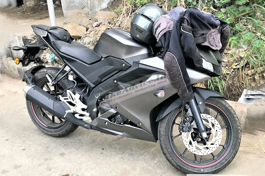 Yamaha YZF R15 v3.0 spied in India | Autocar India