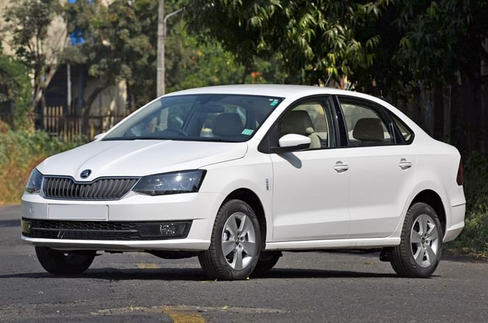 Hot deals on mid-size sedans