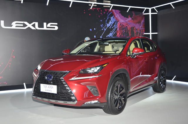 2017 Lexus NX300h variants explained
