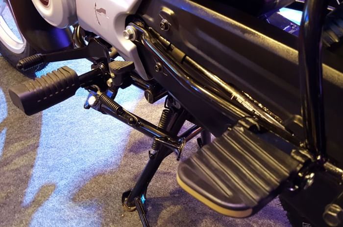 2018 Bajaj Platina ComforTec showcased