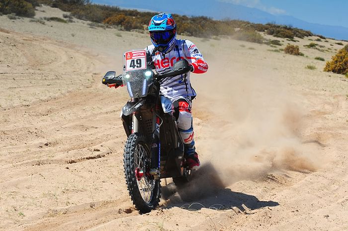 Dakar 2018 Stage 10: Mena breaks into top 15