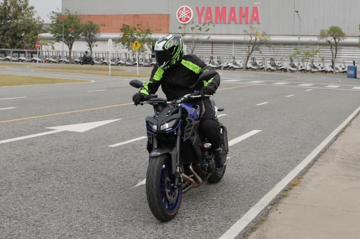 2018 Yamaha MT-09 review, test ride 2018 Yamaha MT-09 review, test ride