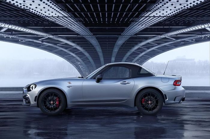 Fiat Abarth 124 GT revealed with removable carbon-fibre hard-top