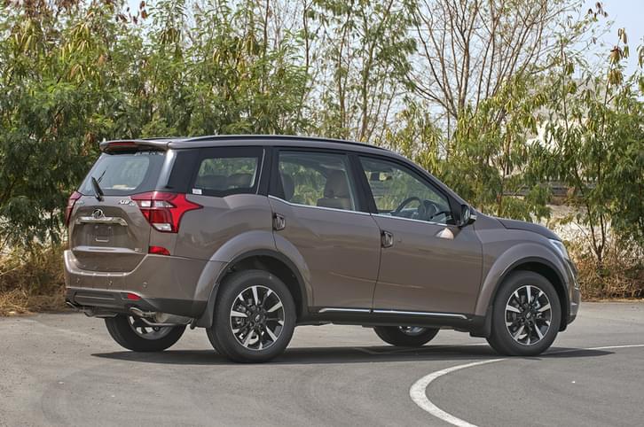 2018 Mahindra XUV500 facelift review, test drive 2018 Mahindra XUV500 facelift review, test drive