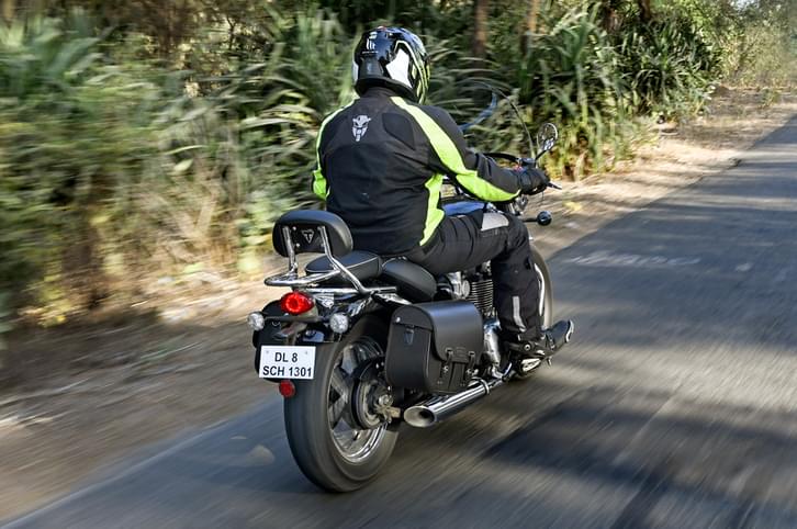 2018 Triumph Speedmaster India review, test ride 2018 Triumph Speedmaster India review, test ride
