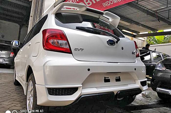 2018 Datsun Go facelift with CVT spied